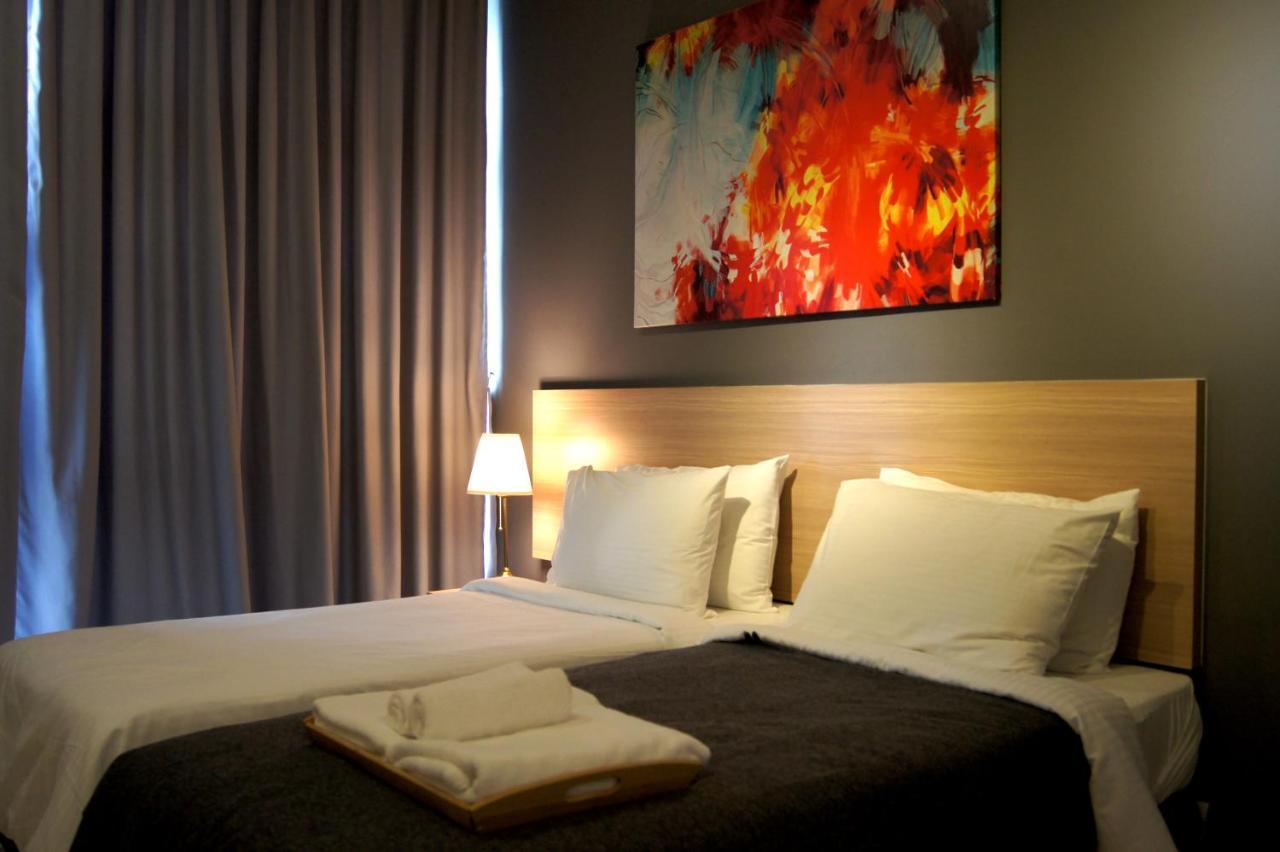 Twin Galaxy Suites By Iconic Bliss Johor Bahru Esterno foto