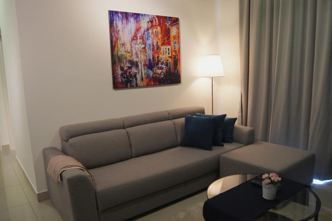 Twin Galaxy Suites By Iconic Bliss Johor Bahru Esterno foto